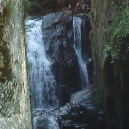 לינה וארוחת בוקר Les 7 Lucarnes 3*