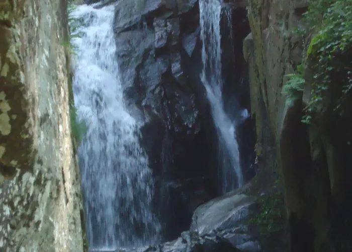 ベッド・アンド・ブレックファスト Les 7 Lucarnes 3*